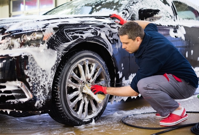 Car Cleaning Tips | Fleetcare - Accident Repair Centre Tips for Cleaning a Car